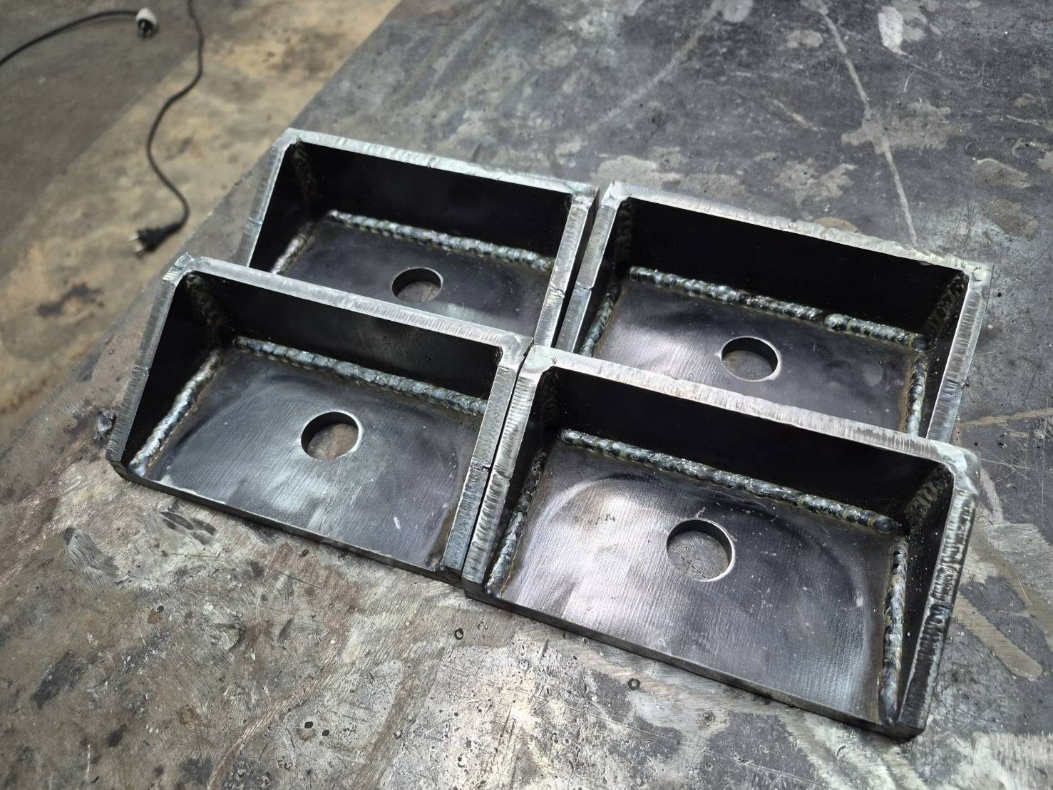 レーザー切断・板金部品製作 photo 4